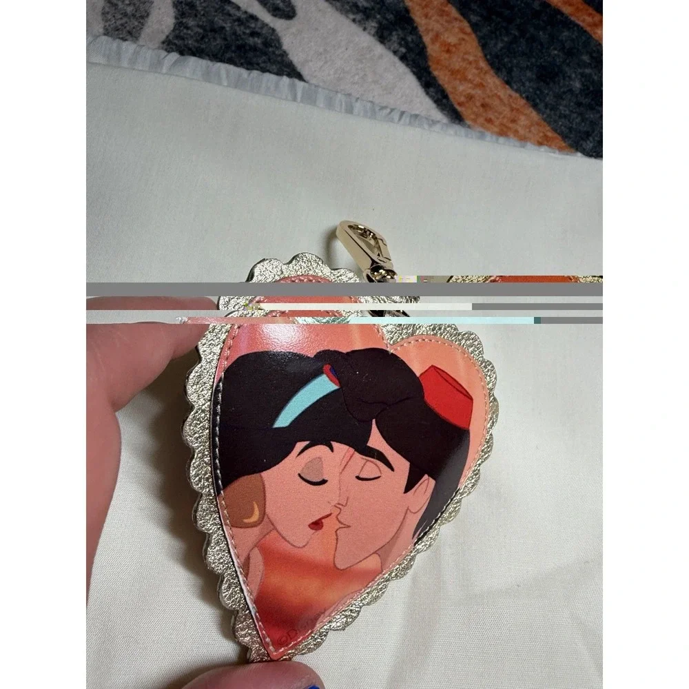 Butrich X Disney Princess Aladdin And Jasmine Heart Keychain NWOT